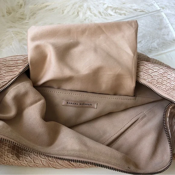 Banana Republic Snakeskin Embossed Leather Boho Crossbody Purse Handbag - Picture 5 of 16